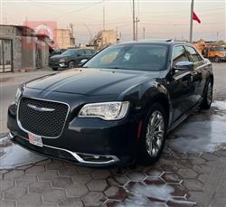 کرایسلەر 300